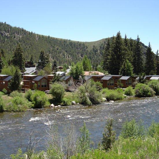 Three Rivers Resort Almont Удобства фото